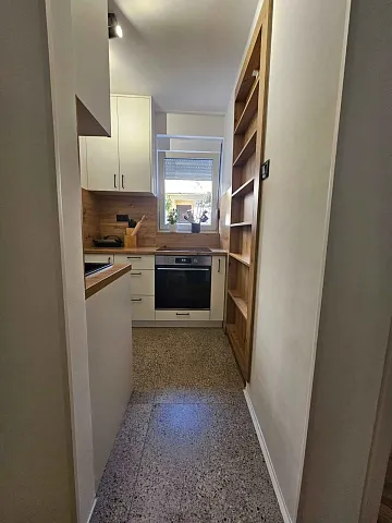 Beautiful and spacious two-bedroom apartment in an excellent location — photo 10
